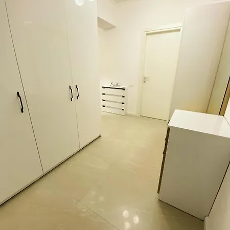 Pearly Gates 5 * Mamaia